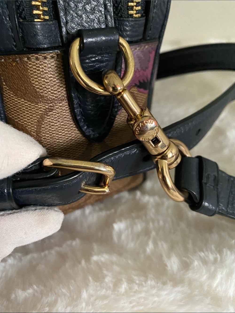 Coach Limited Edition Jes Crossbody In Signature/Kaffe Fassett Print PRICE FIRM - Picture 15 of 16